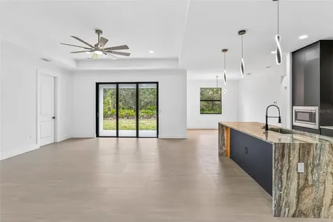 425 Ellington Street Port Charlotte FL 33953