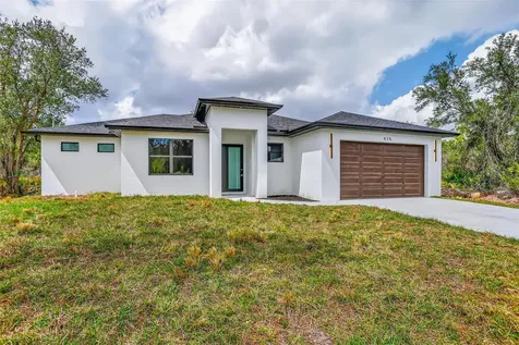 425 Ellington Street Port Charlotte FL 33953