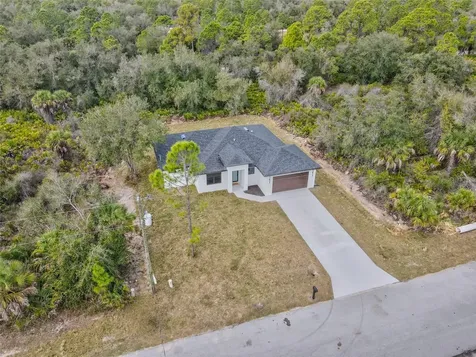 425 Ellington Street Port Charlotte FL 33953