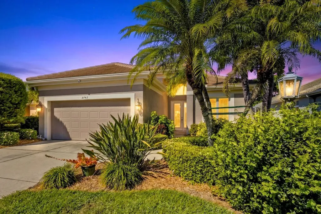 9743 53rd Drive E Bradenton FL 34211