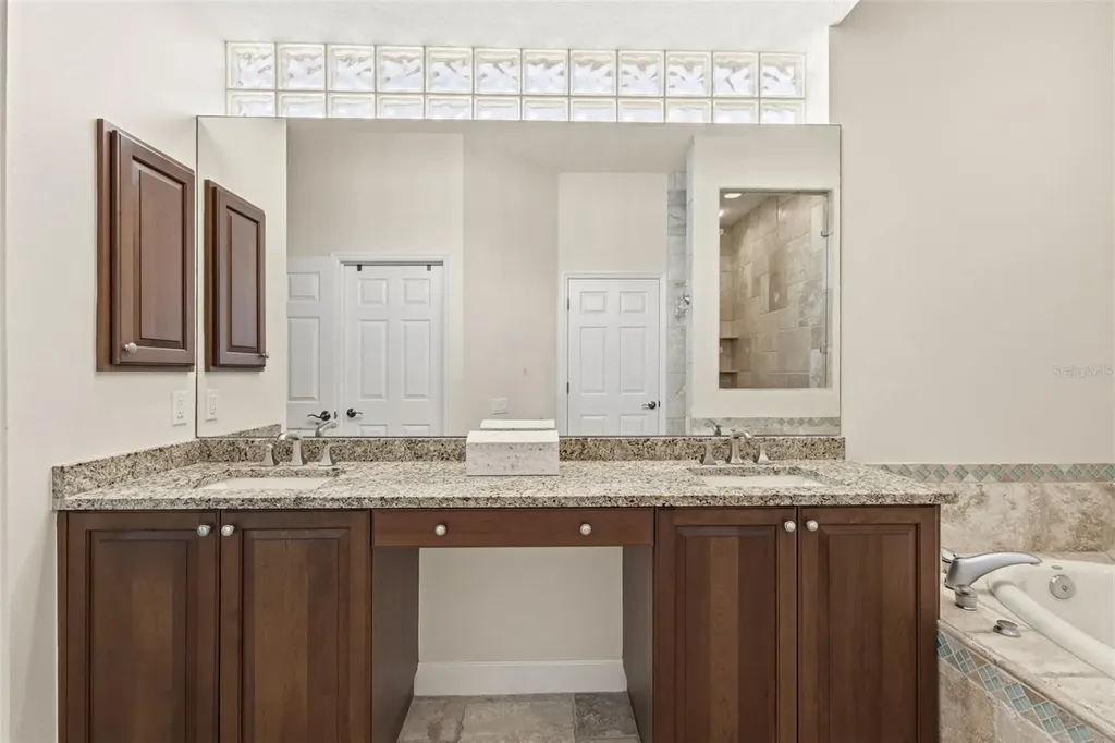 9743 53rd Drive E Bradenton FL 34211