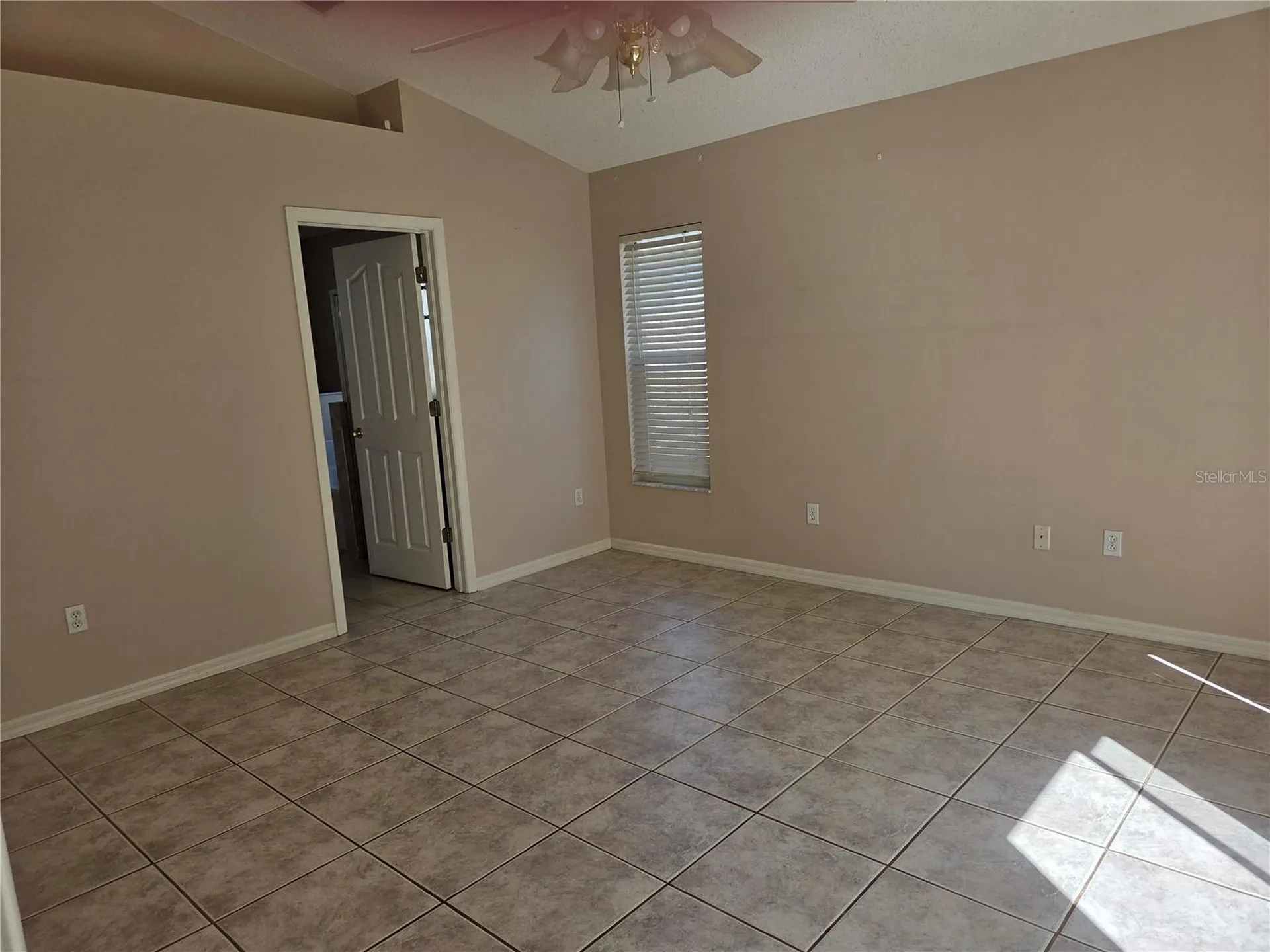 13523 White Elk Loop Tampa FL 33626