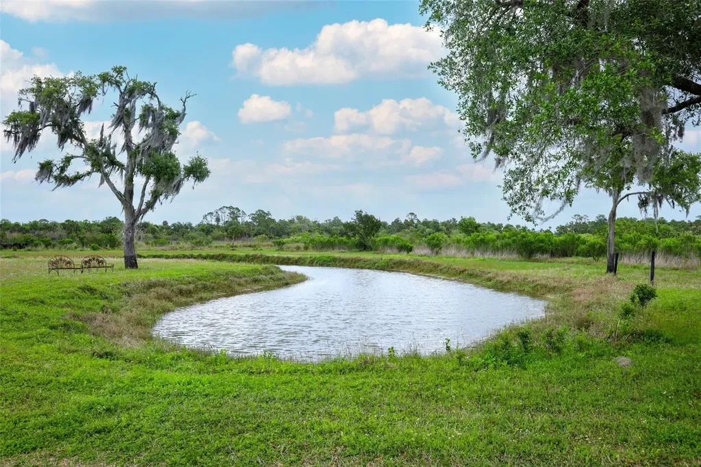 2269 Mullet Lake Park Road Geneva FL 32732