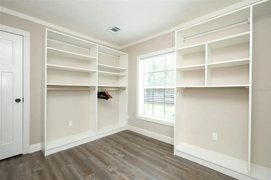 2269 Mullet Lake Park Road Geneva FL 32732