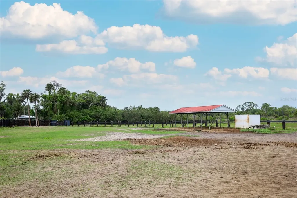 2269 Mullet Lake Park Road Geneva FL 32732
