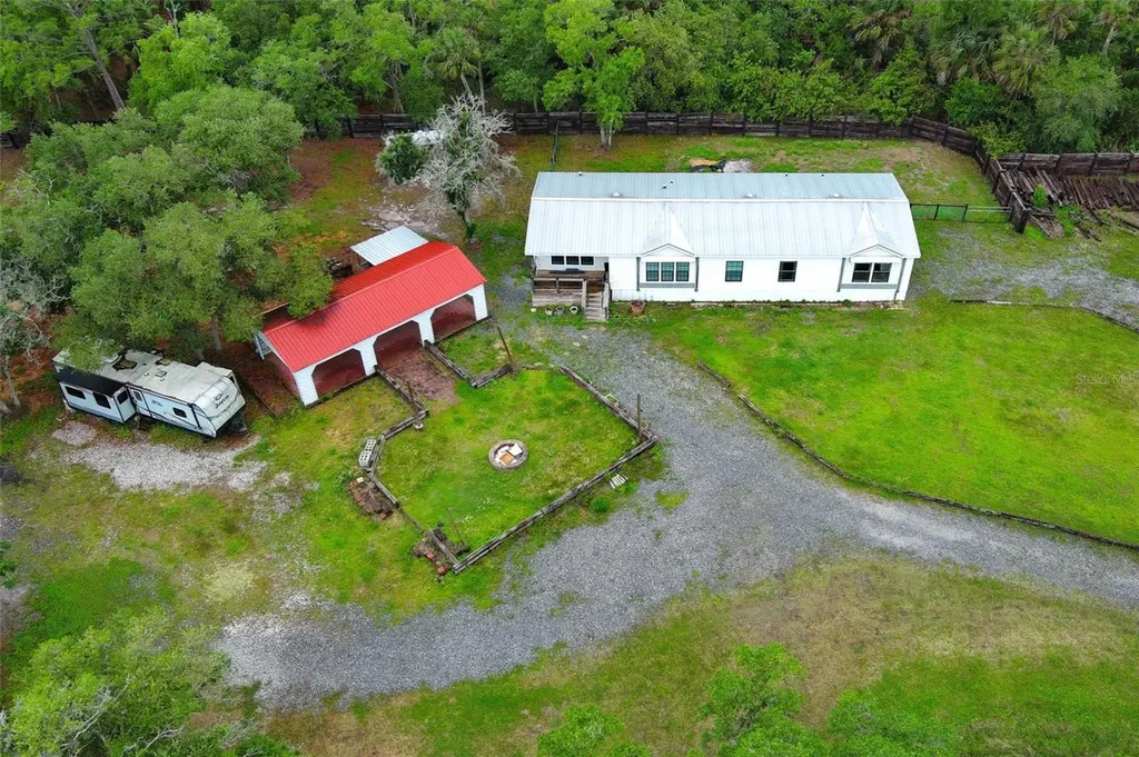 2269 Mullet Lake Park Road Geneva FL 32732
