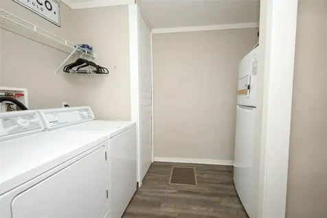 2269 Mullet Lake Park Road Geneva FL 32732