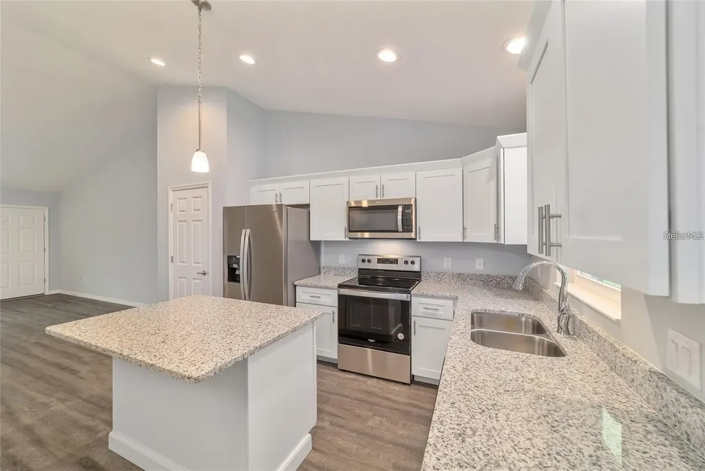 6459 SW 204th Avenue Dunnellon FL 34431