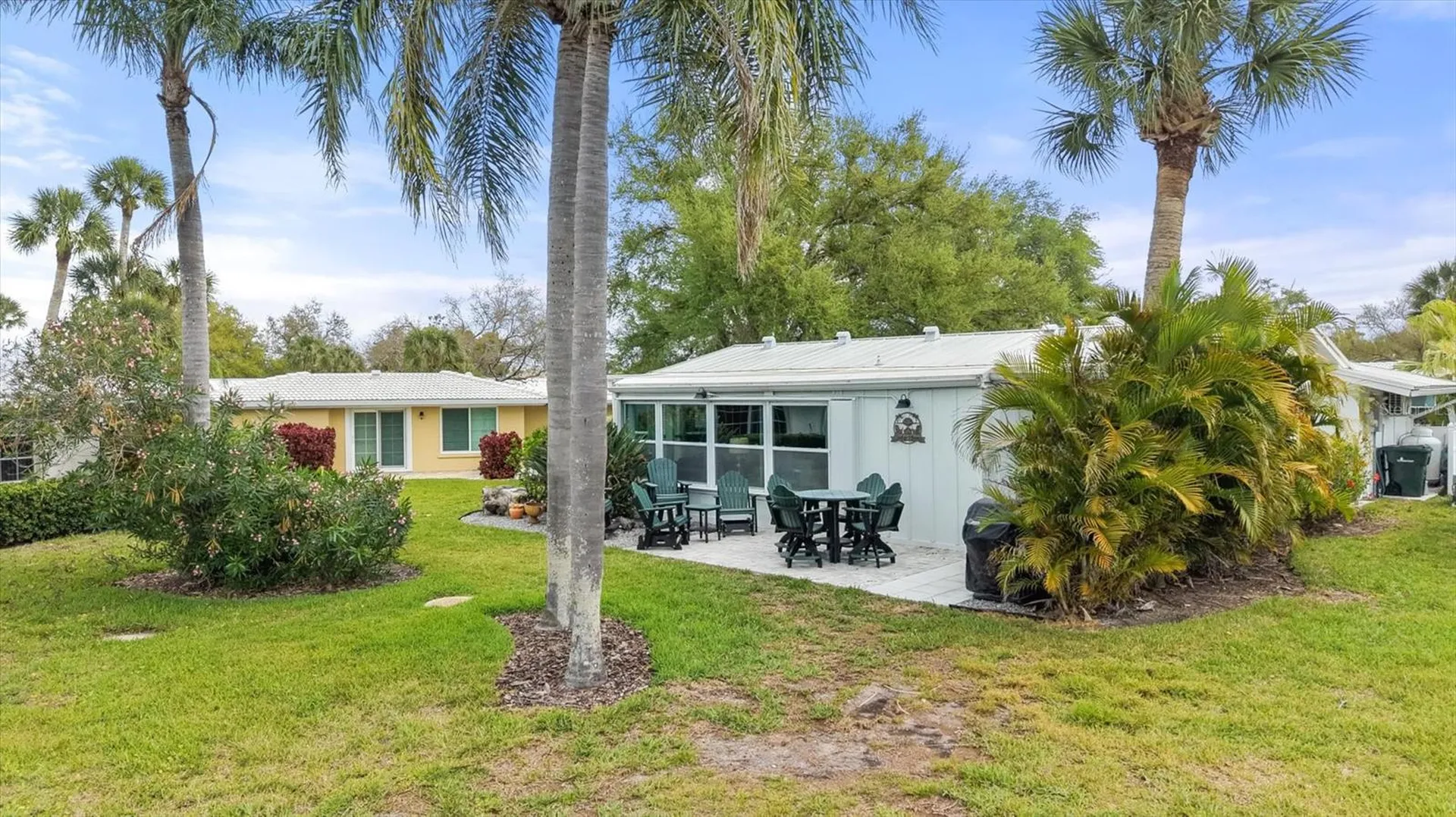 35 Oakwood Drive N Englewood FL 34223