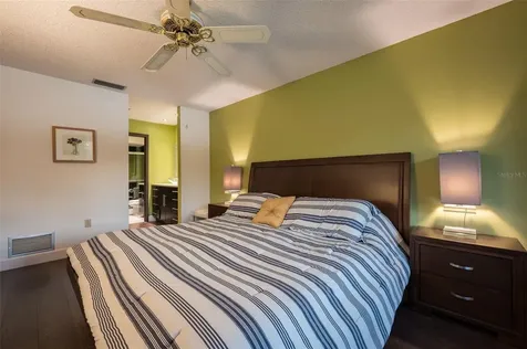 3195 Windrush Bourne Sarasota FL 34235