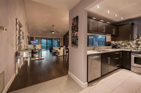 3195 Windrush Bourne Sarasota FL 34235
