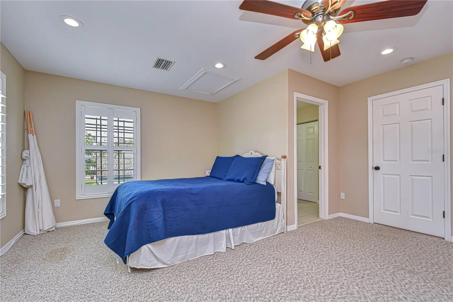 5910 Cherry Oak Drive Valrico FL 33596