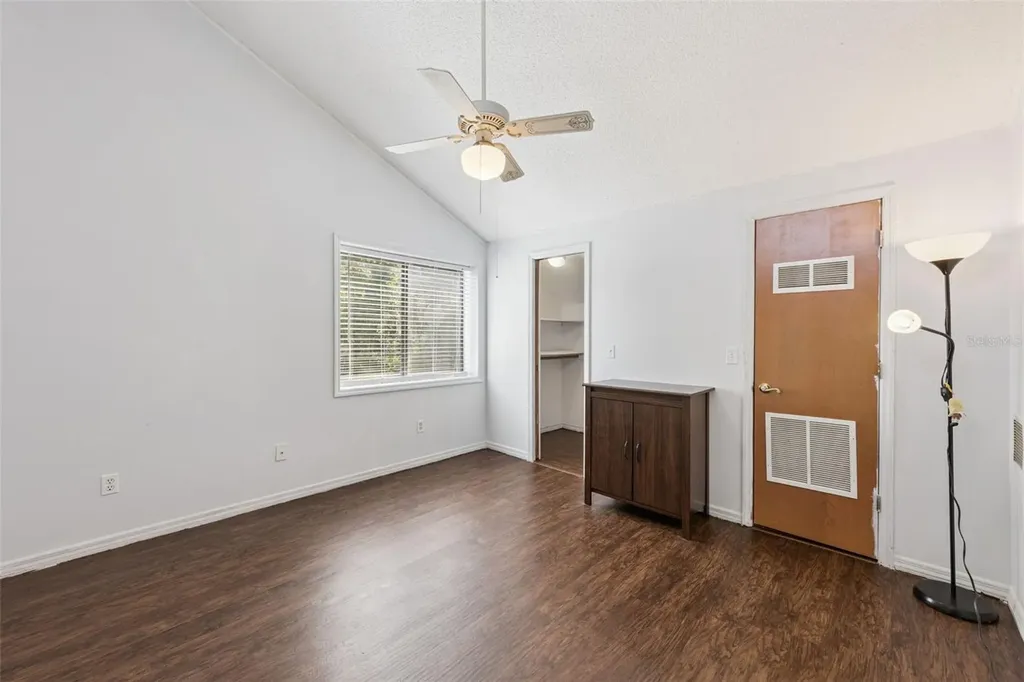 1024 Love Lane Apopka FL 32703