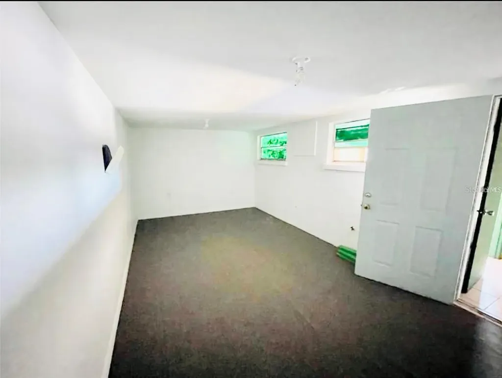 1614 9th Street W Bradenton FL 34205