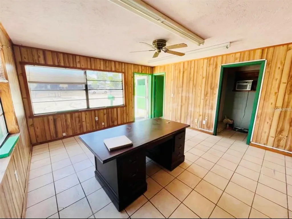 1614 9th Street W Bradenton FL 34205