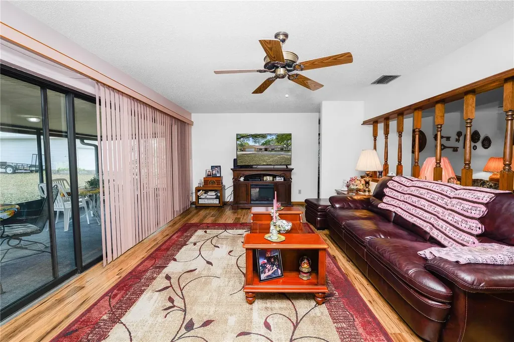 5113 Moll Acres Drive Plant City FL 33566