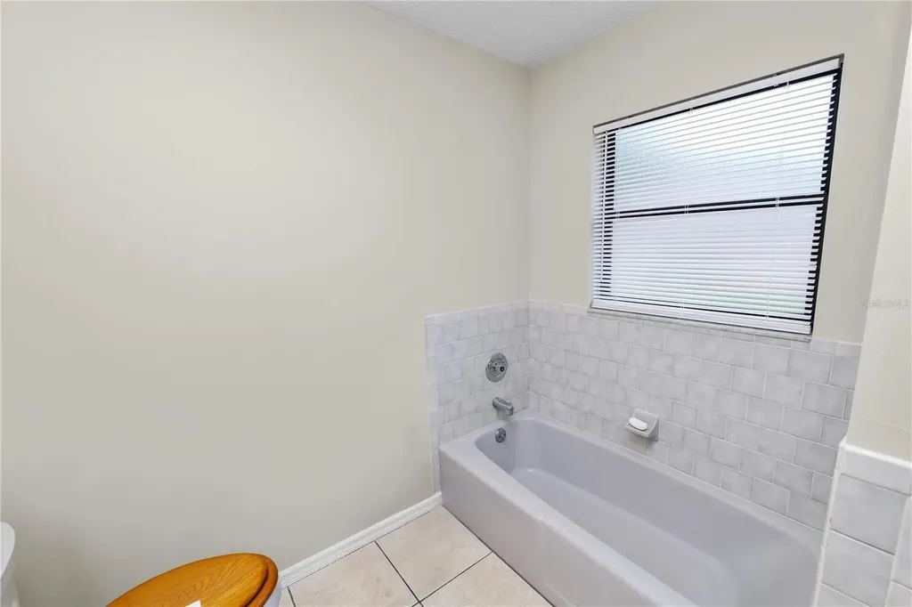 5113 Moll Acres Drive Plant City FL 33566