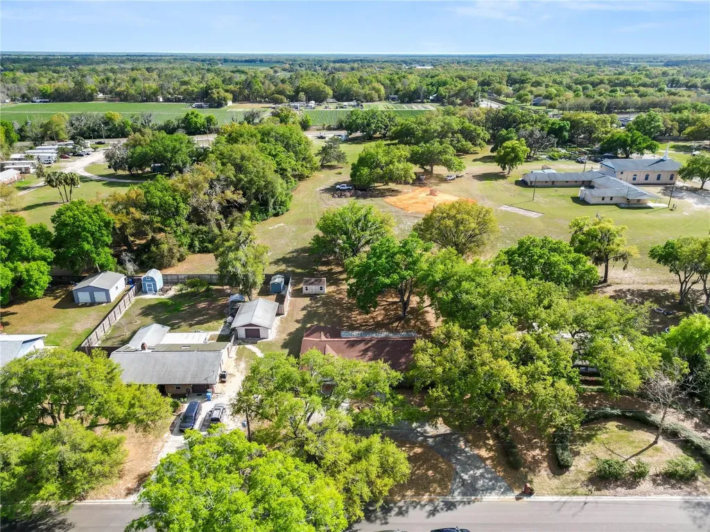 5113 Moll Acres Drive Plant City FL 33566