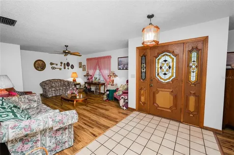 5113 Moll Acres Drive Plant City FL 33566