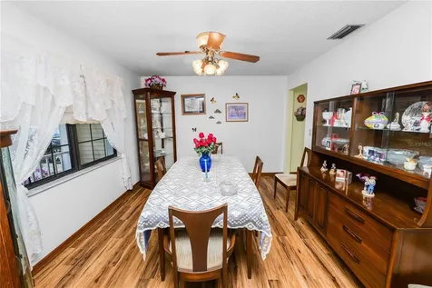 5113 Moll Acres Drive Plant City FL 33566