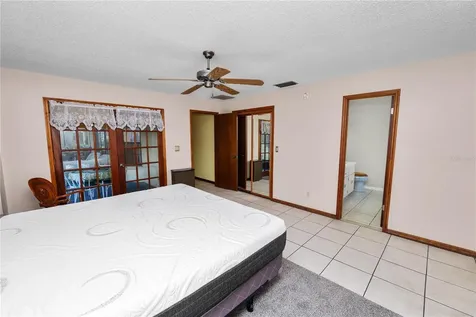 5113 Moll Acres Drive Plant City FL 33566