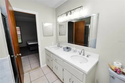 5113 Moll Acres Drive Plant City FL 33566