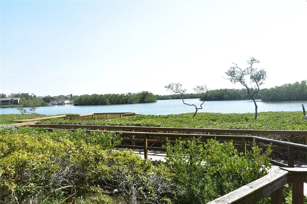 1510 Pelican Point Drive Sarasota FL 34231