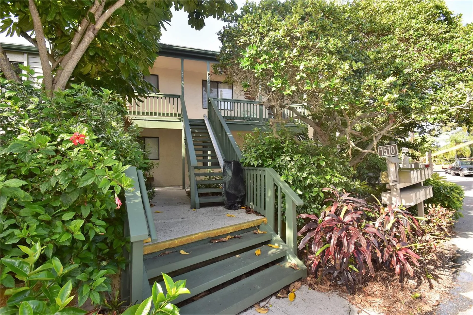 1510 Pelican Point Drive Sarasota FL 34231