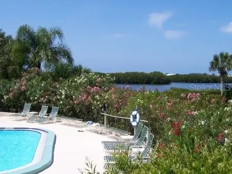 1510 Pelican Point Drive Sarasota FL 34231