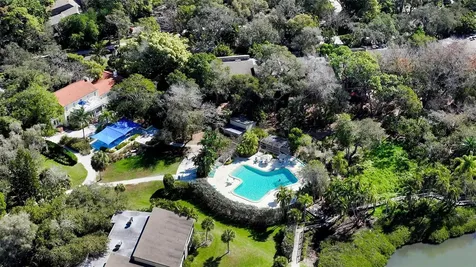 1510 Pelican Point Drive Sarasota FL 34231