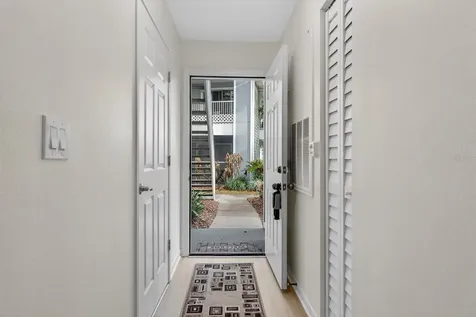 2532 Grassy Point Drive Lake Mary FL 32746