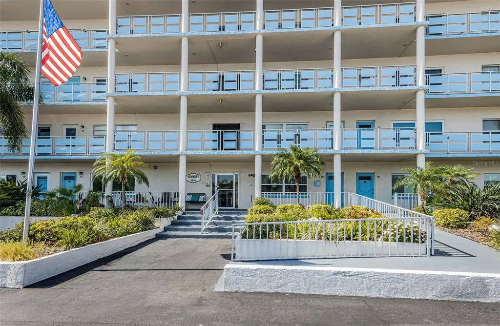 2850 59th Street S Gulfport FL 33707