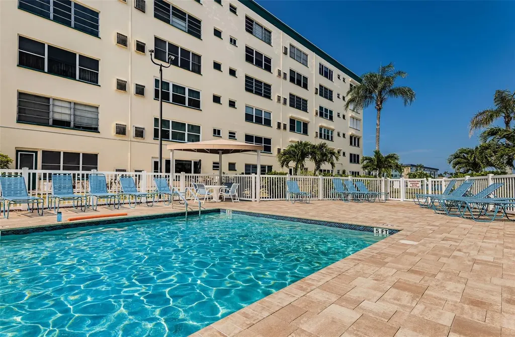 2850 59th Street S Gulfport FL 33707