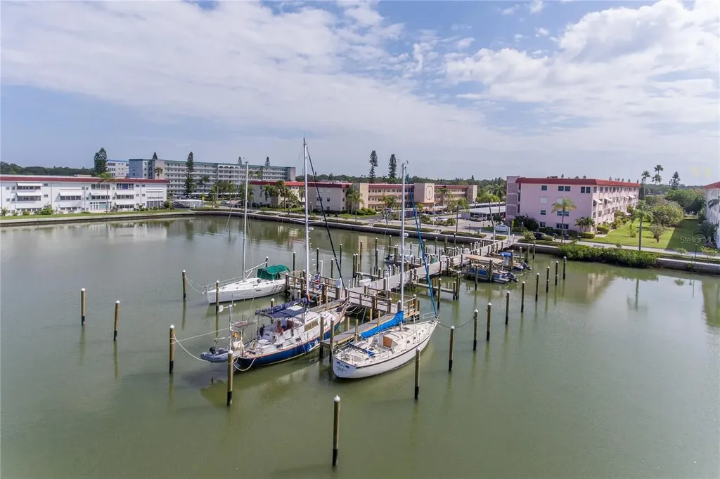 2850 59th Street S Gulfport FL 33707