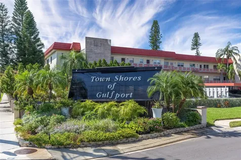 2850 59th Street S Gulfport FL 33707