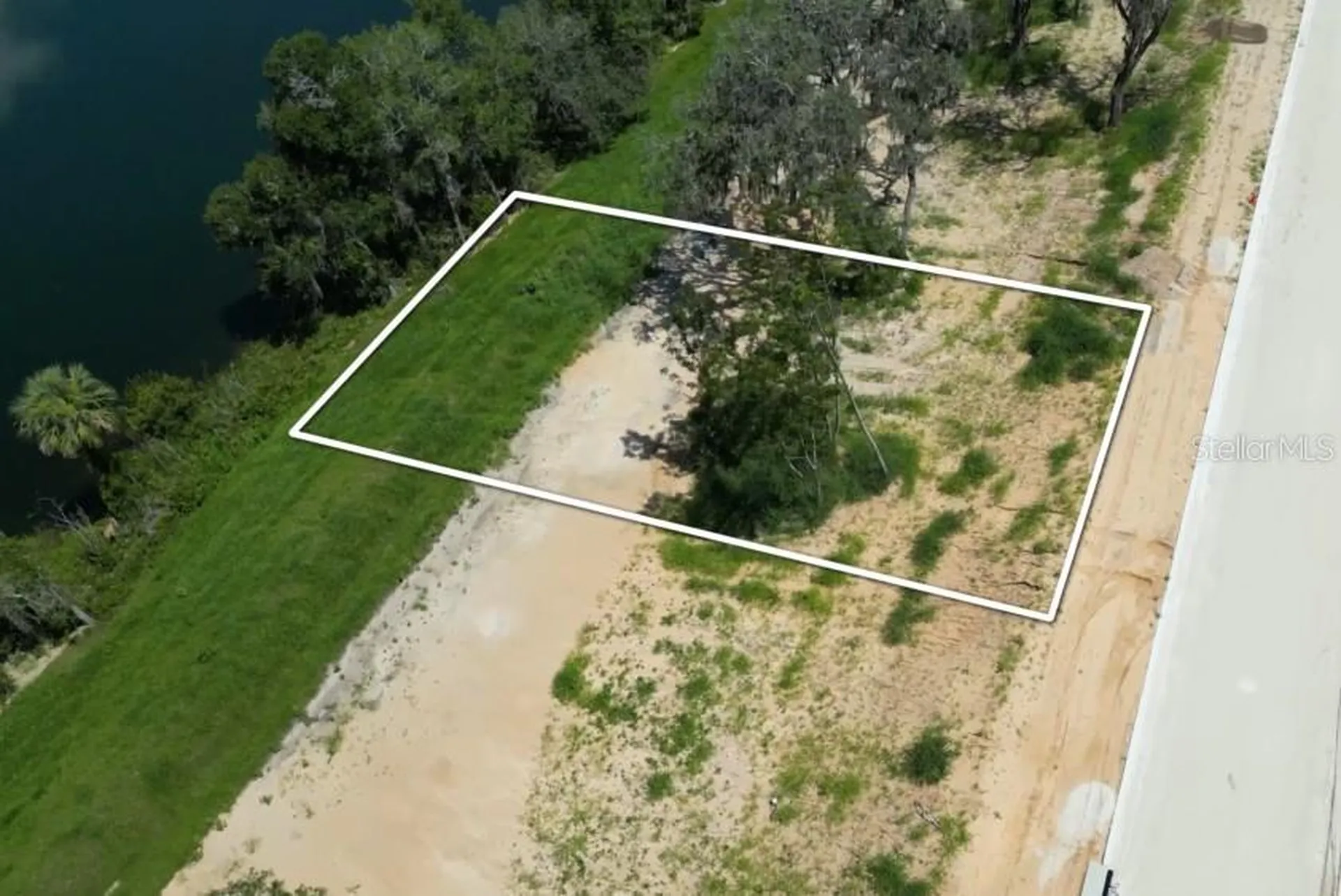 165 Tranquil Mirror Lake Court Clermont FL 34711