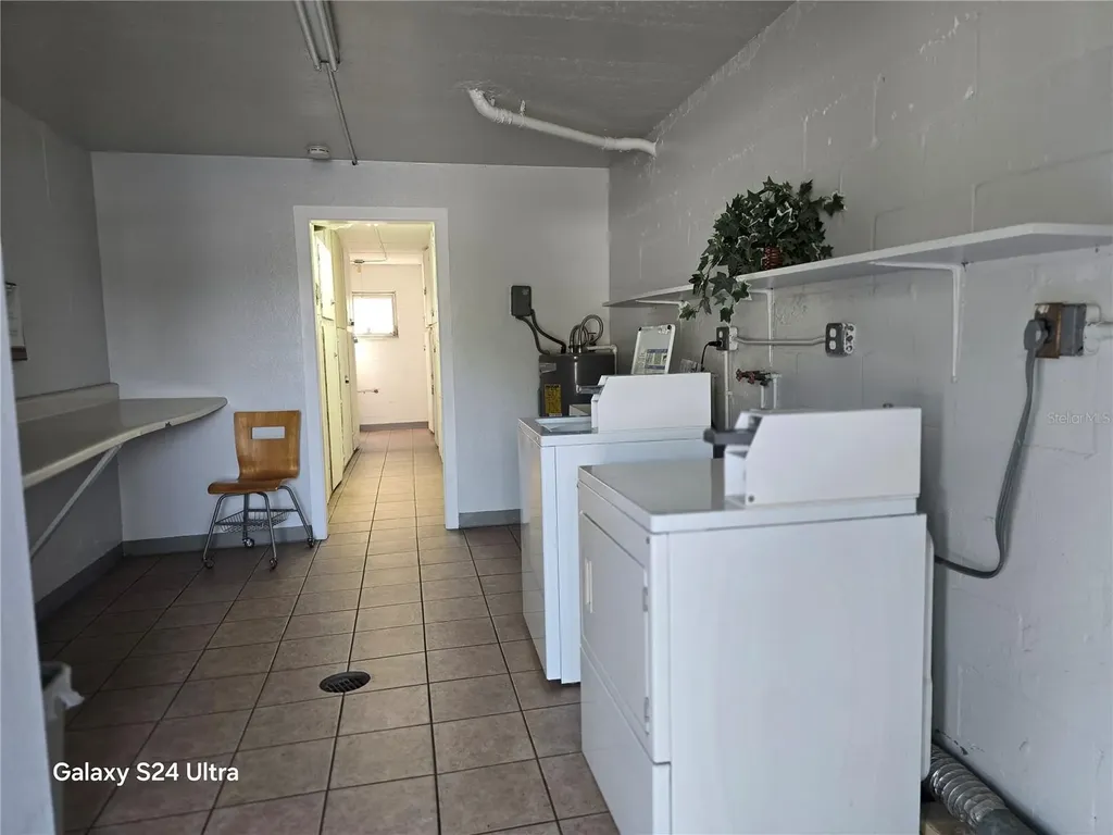 6044 22nd Avenue N St Petersburg FL 33710