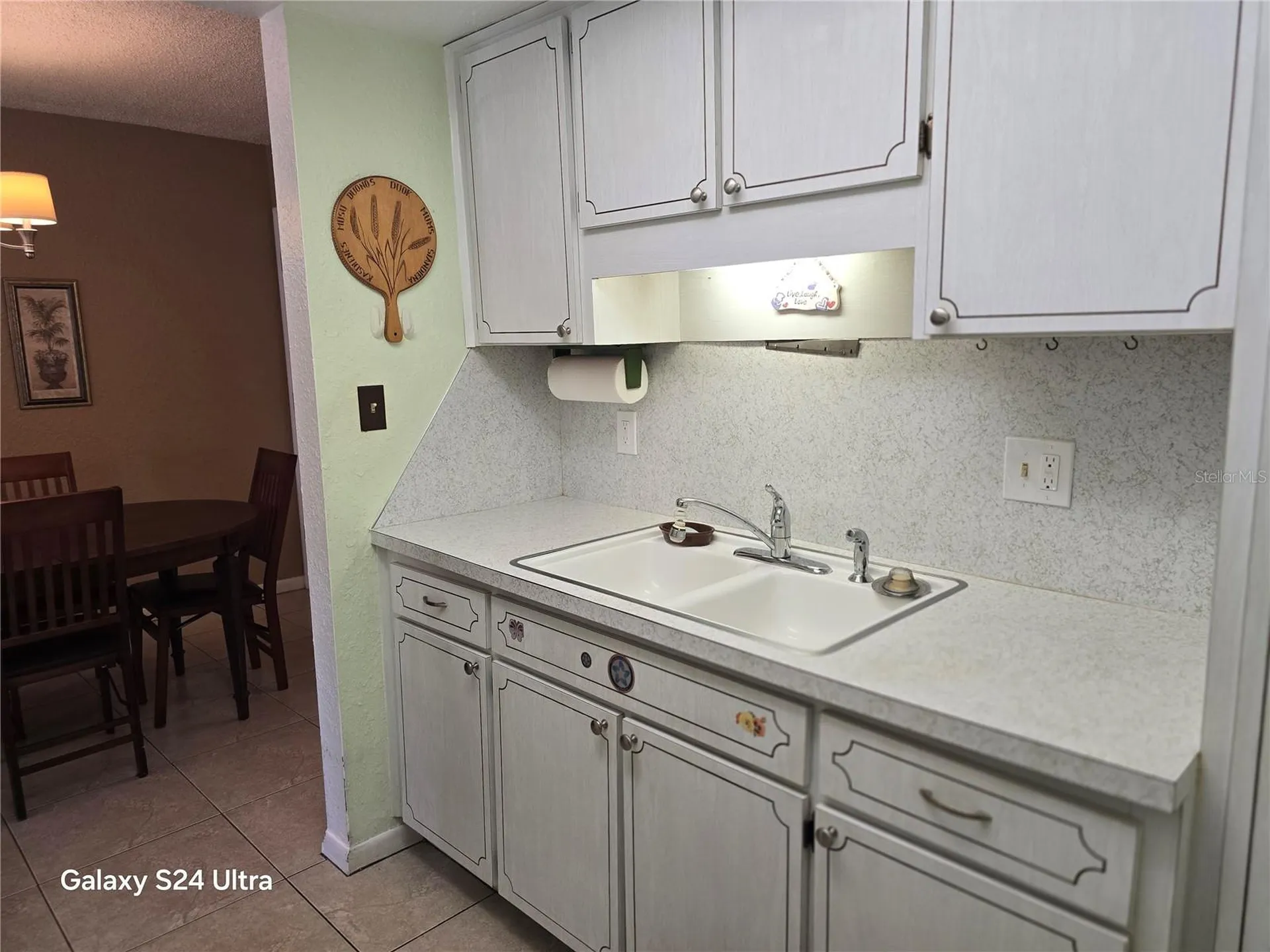 6044 22nd Avenue N St Petersburg FL 33710