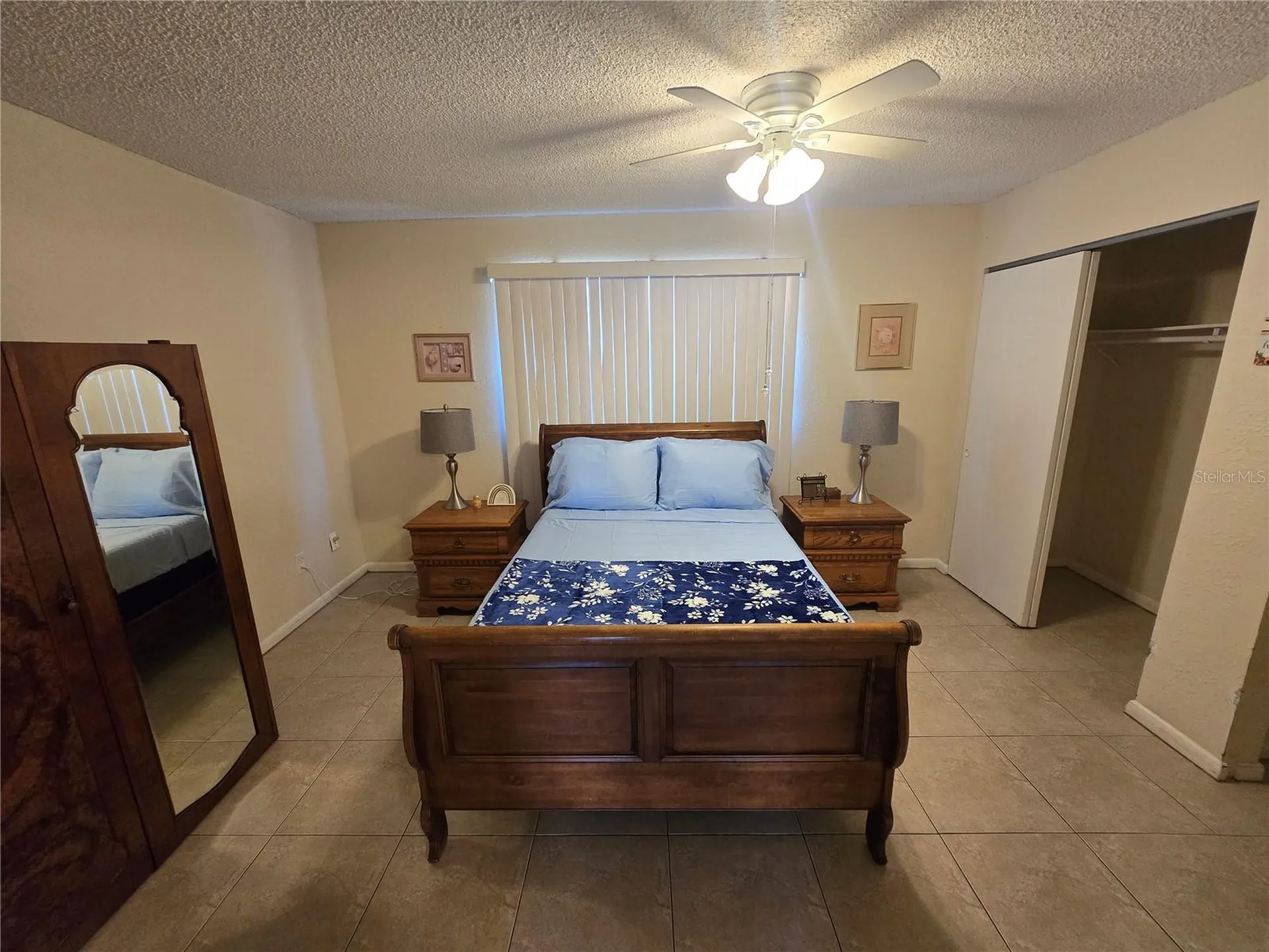 6044 22nd Avenue N St Petersburg FL 33710
