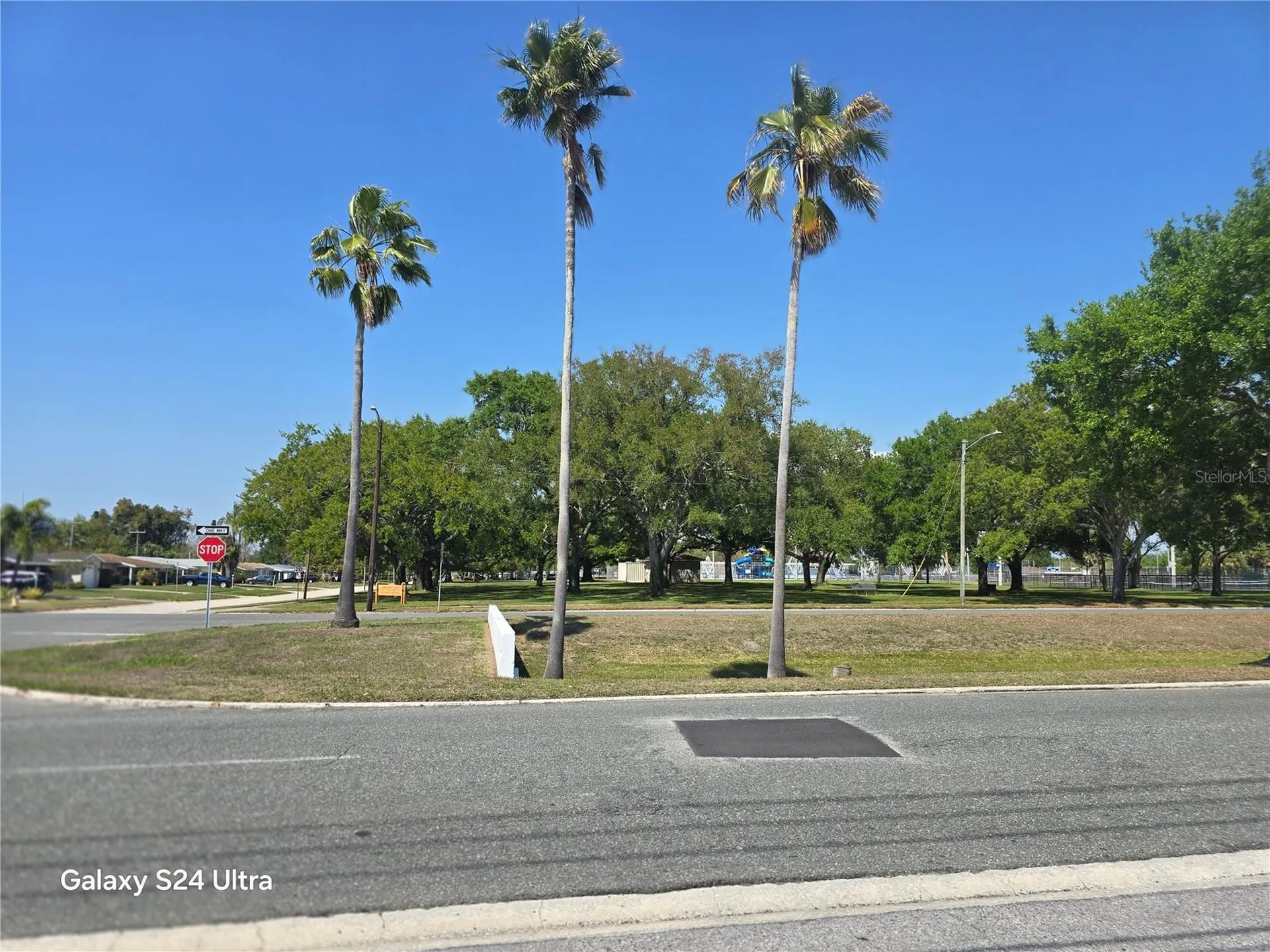 6044 22nd Avenue N St Petersburg FL 33710