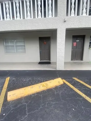 6044 22nd Avenue N St Petersburg FL 33710