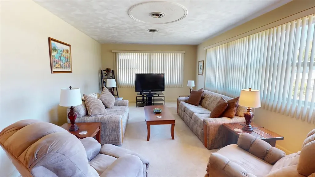 1950 Golfview Boulevard South Daytona FL 32119