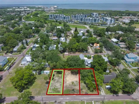 6909 S Sparkman Street Tampa FL 33616