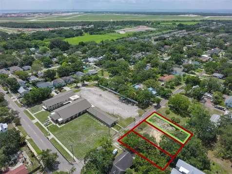 6909 S Sparkman Street Tampa FL 33616