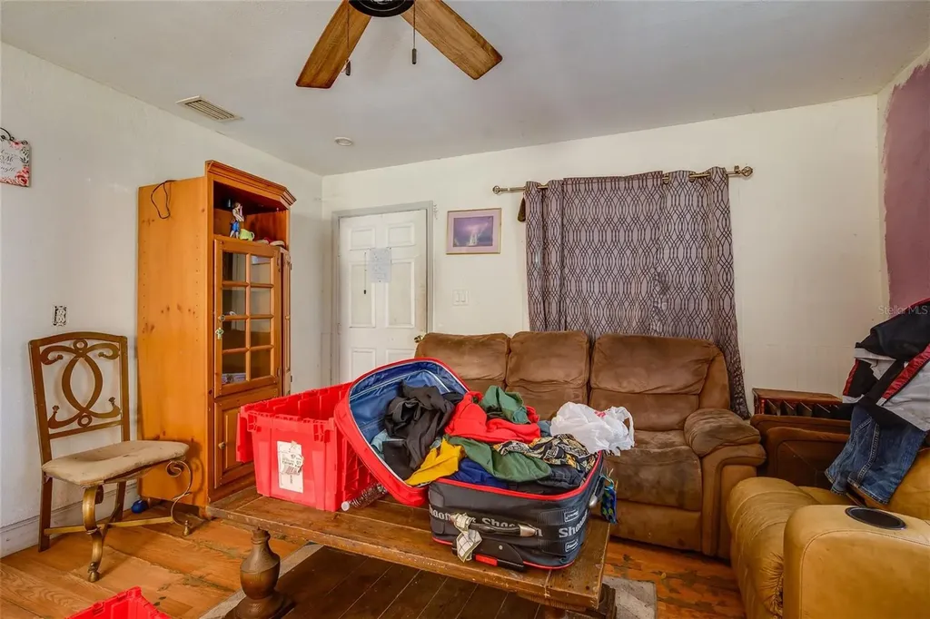 10507 Main Street Thonotosassa FL 33592