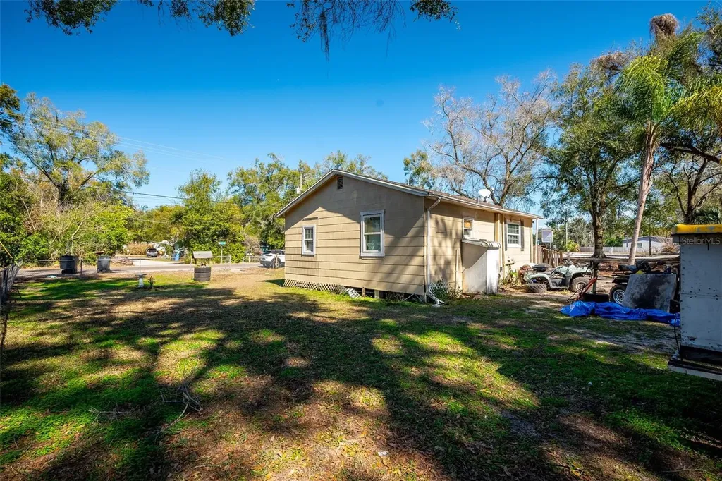 10507 Main Street Thonotosassa FL 33592