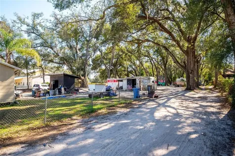 10507 Main Street Thonotosassa FL 33592