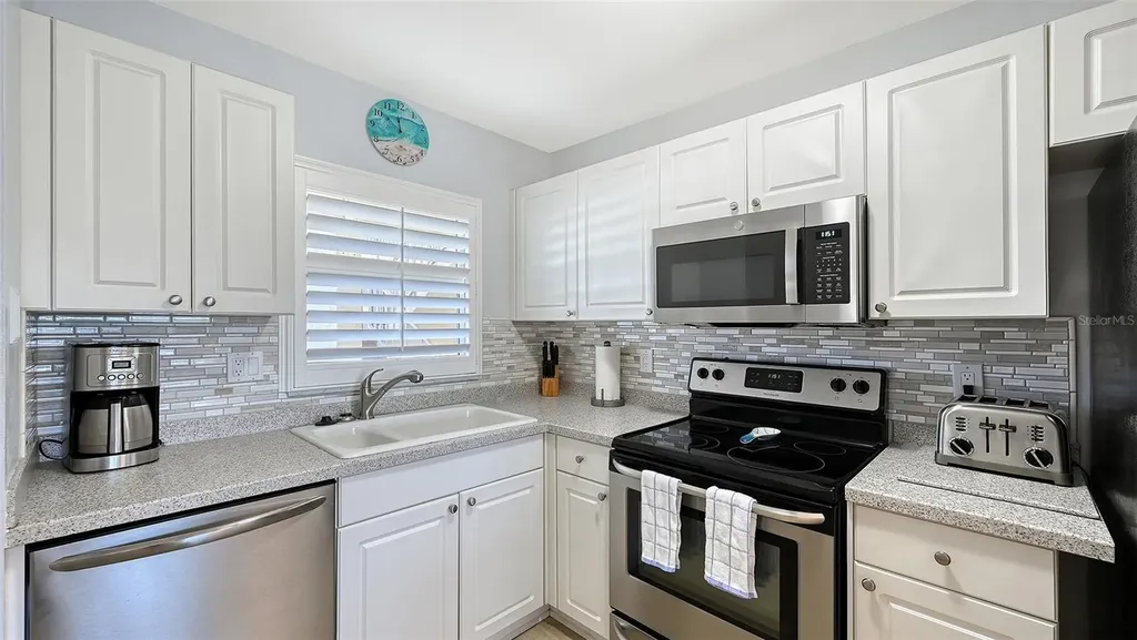 901 Beach Road Sarasota FL 34242