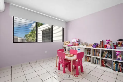 D Condor Guaynabo PR 00969