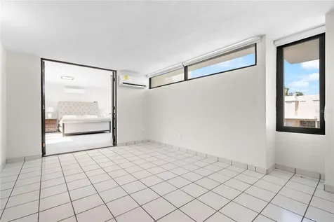 D Condor Guaynabo PR 00969
